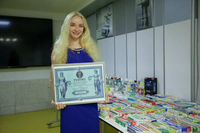 Вікторія Висоцька зібрала унікальну колекцію зубних паст