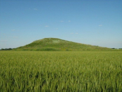 Ровесники пірамід: на Кіровоградщині розкопали унікальний курган бронзової доби (ФОТО)