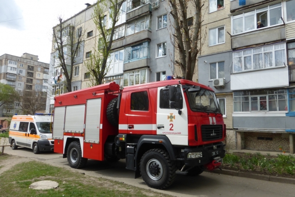У Кропивницькому пожежники врятували жінку від отруєння чадним газом. ФОТО