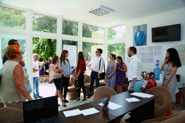 У Кропивницькому запрацював відкритий офіс Тіграна Хачатряна (ФОТО)