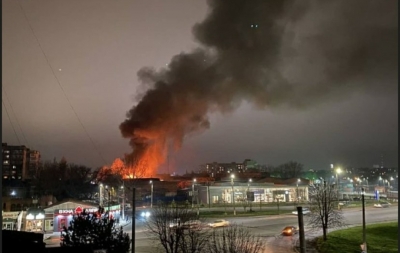 У Кропивницькому горить колишній завод