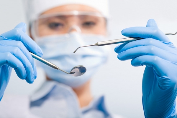 На Кіровоградщині потрібні стоматологи, зарплата 6-7 тисяч гривень