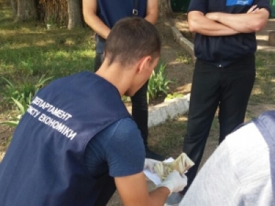 На Кіровоградщині сільський голова вимагав гроші за надання землі учасникам АТО