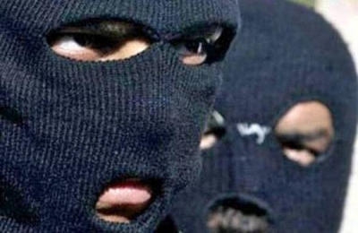 Побили і зв’язали: у Кропивницькому невідомі в масках скоїли жорстокий напад