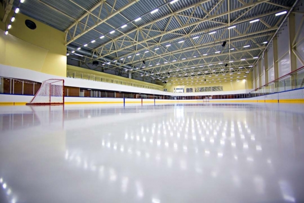 На Кіровоградщині з’явиться «льодова» арена на сонячних батареях, що працюватиме весь рік (ФОТО)