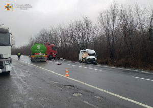 На Кіровоградщині в ДТП загинула 49-річна жінка