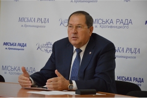 Міський голова Кропивницького обурений «важковиками» у центрі міста