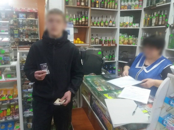 Кіровоградщина: в магазині депутата облради продають цигарки неповнолітнім
