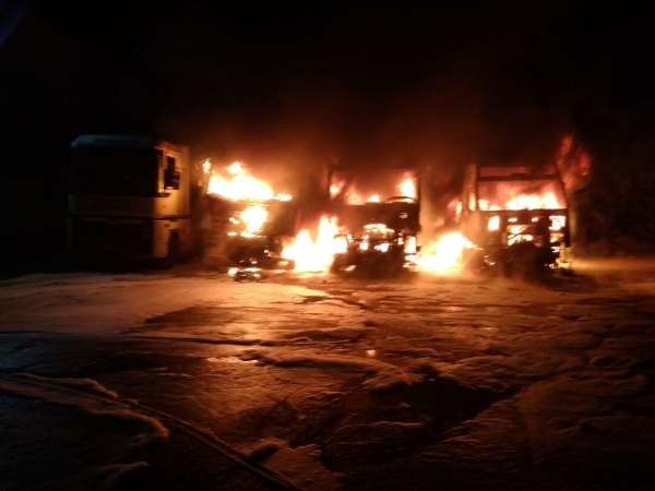 На Кіровоградщині горіли одразу три вантажівки