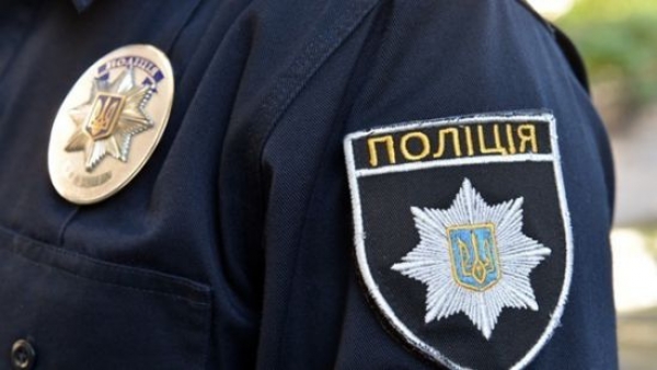 У Кропивницькому затримали активістів КДК – блокували і лаяли патрульних (ФОТО)