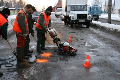 Через погоду на Кіровоградщині в аварійному порядку змушені ремонтувати дороги