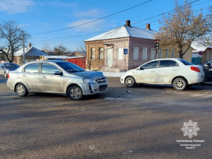 У Кропивницькому зіткнулись Chevrolet та ЗАЗ Forza