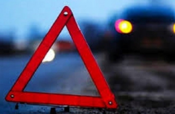ДТП на Кіровоградщині: водія затиснуло в салоні авто (ФОТО)
