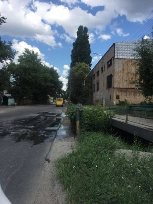 У Кропивницькому утворився стихійний водотік. ВІДЕО