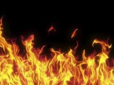 На Кіровоградщині чоловік намагався самостійно загасити пожежу
