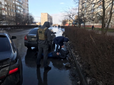 На Кіровоградщині викрито працівників поліції на «кришуванні» наркобізнесу