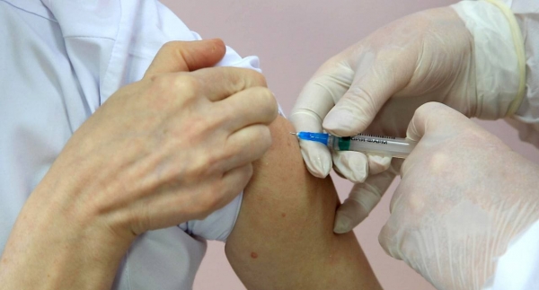 122 медичних працівників Кіровоградщини вакцинувались від COVID-19