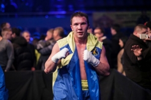 Четверта перемога у профі: суперваговик з Кіровоградщини брутально нокаутував суперника (ВІДЕО)