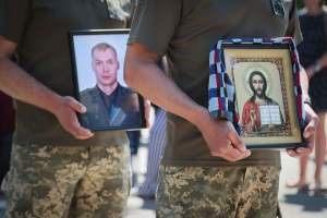 У Кропивницькому попрощались із загиблим на Запоріжжі воїном-Героєм