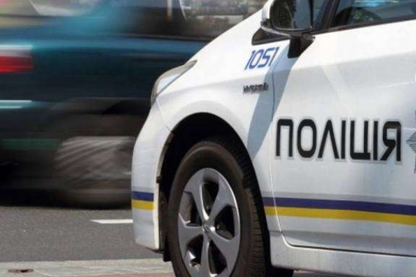 У Кропивницькому п’яний водій влаштував «Формулу-1» та тікав від патрульних на своїх двох (ВІДЕО)
