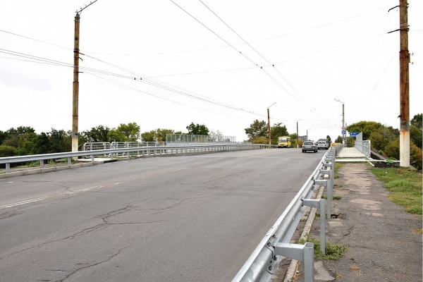 Кропивницький: для ремонту мосту на Полтавській замовлять 300 тонн асфальтобетону