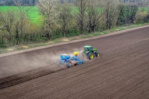 Фермер з Кіровоградщини незаконно обробляв 70 га ріллі