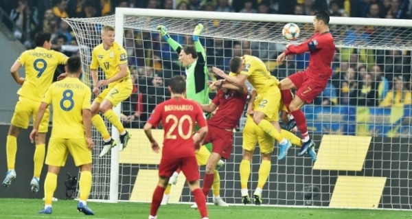 Євро-2020: голкіпер з Кіровоградщини вивів Україну на Чемпіонат Європи. Всі голи (ВІДЕО)