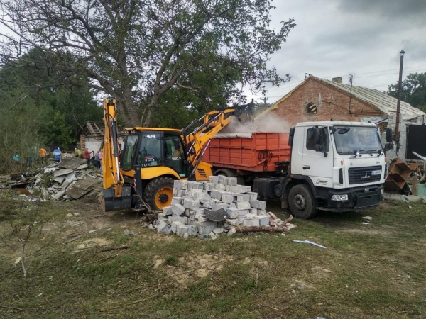 Постраждалі від ракетної атаки мешканці Кропивницького отримують допомогу