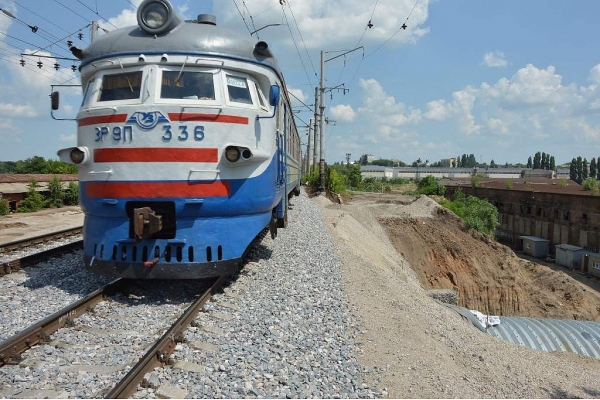 Залізничне сполучення відновлено: розпочинається новий етап реконструкції Арки у Кропивницькому (ФОТО)