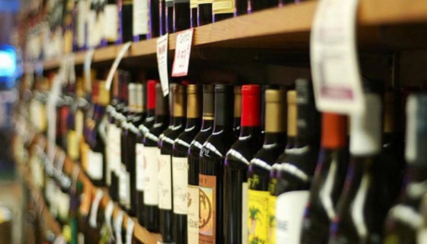 Стало відомо, у яких магазинах Кропивницького продають алкоголь вночі (ВІДЕО)