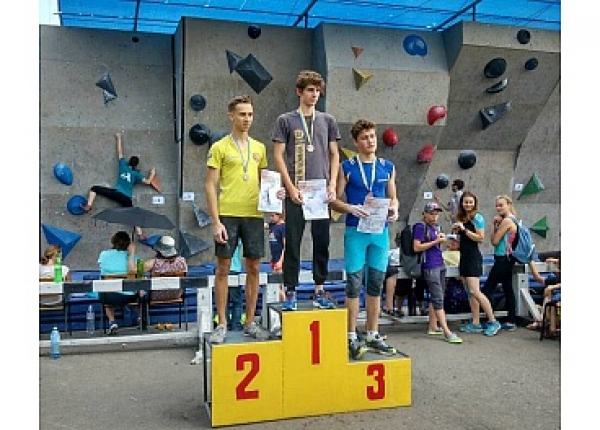 Кропивничанин став срібним призером чемпіонату України зі скелелазіння