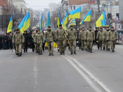 У Кропивницькому ходою та покладанням квітів вшанували пам&#039;ять воїнів-інтернаціоналістів.ФОТО