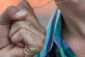 Обережно Кропивницький: із шиї перехожої зірвали ланцюжок з прикрасою