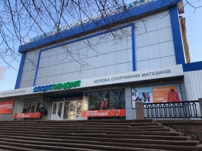 Кінотеатр vs супермаркет: міський голова Кропивницького обурений діями підприємців (ФОТО)