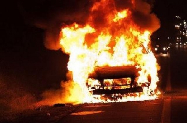 На Кіровоградщині невідомий підпалив авто на єврономерах