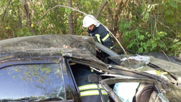 Постраждалу в ДТП на Кіровоградщині жінку затисло в автомобілі