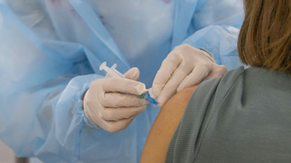 Кіровоградщина: відсторонена від роботи лікарка вакцинувалась