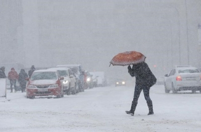 На Кіровоградщину насувається італійський сніговий циклон, можуть «закрити» дороги області