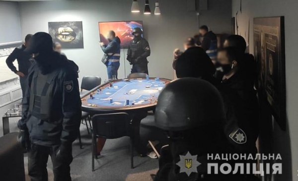 Спіймались: на Кіровоградщині «прикрили» гральний заклад