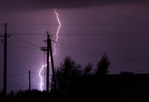 Які райони Кіровоградщини гроза залишила без світла