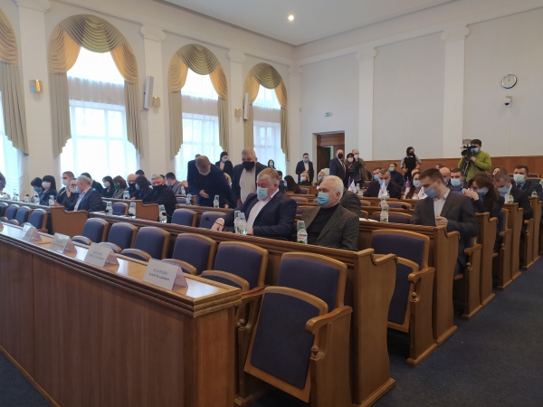 Сесія Кіровоградської обласної ради продовжує засідання після &quot;замінування&quot;