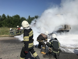 На Кіровоградщині горів Mercedes