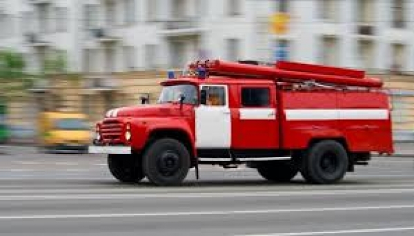 На Кіровоградщині більше двадцяти вогнеборців гасили масштабну пожежу (ФОТО)