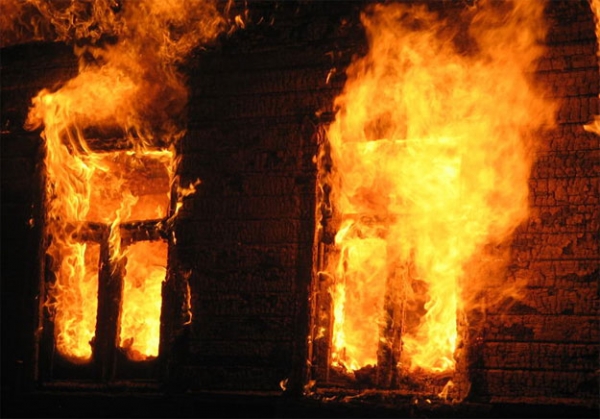 На Кіровоградщині сталась пожежа у житловому будинку: двоє людей загинули