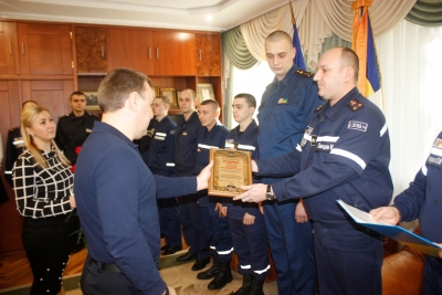 Кращих працівників Управління ДСНС в Кіровоградській області нагородили відзнаками