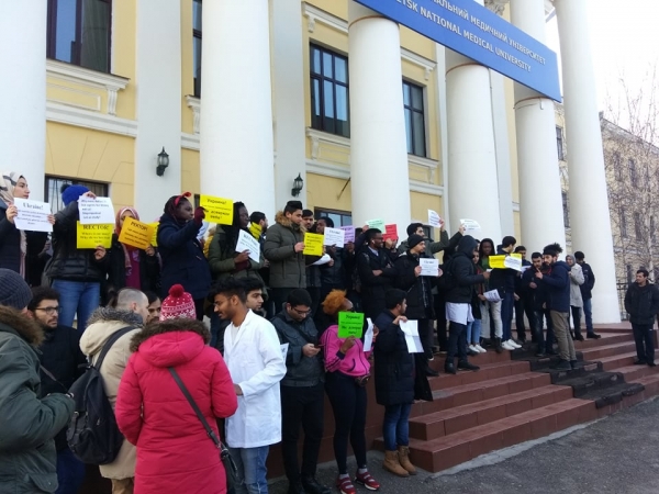 Міжнародний скандал: з медуніверситету у Кропивницькому відрахували 800 іноземних студентів