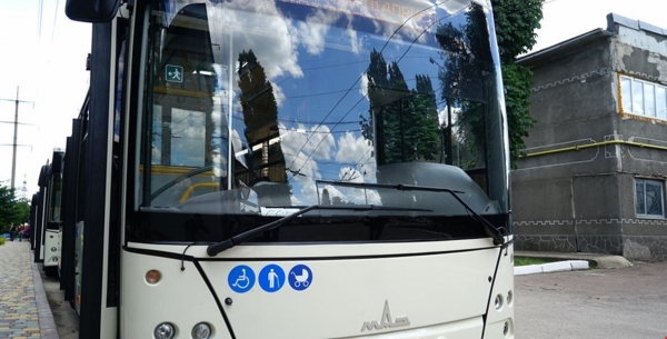 Транспортні проблеми Кропивницького вирішать нові автобуси, але проїзд може подорожчати