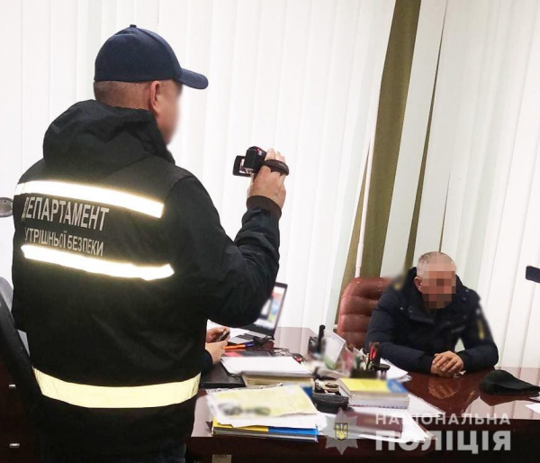 Житель Кіровоградщини пропонував 20 тисяч хабара за повернення автомобіля