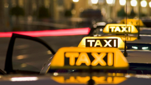 У громаді на Кіровоградщині заборонили роботу таксі після 22ї години