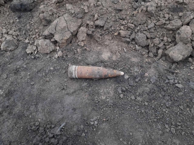 На Кіровоградщині сапери знайшли артилерійський снаряд